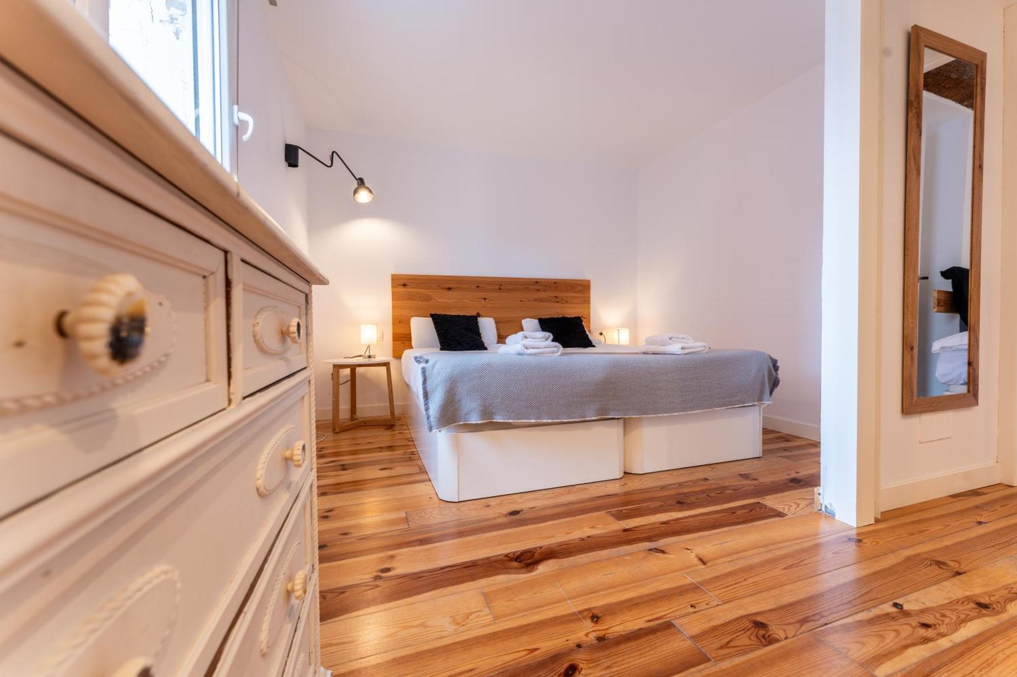 Warm And Inviting, Central Location By Urbanhosting Santander Exterior foto