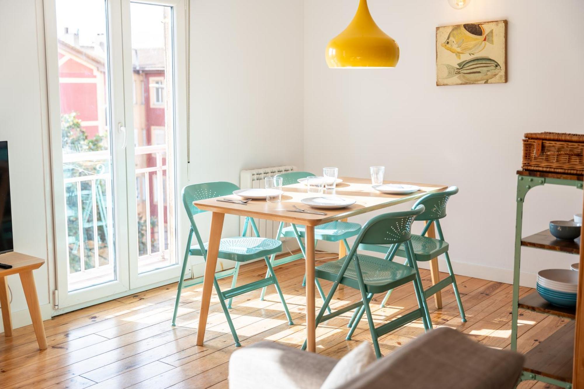 Warm And Inviting, Central Location By Urbanhosting Santander Exterior foto